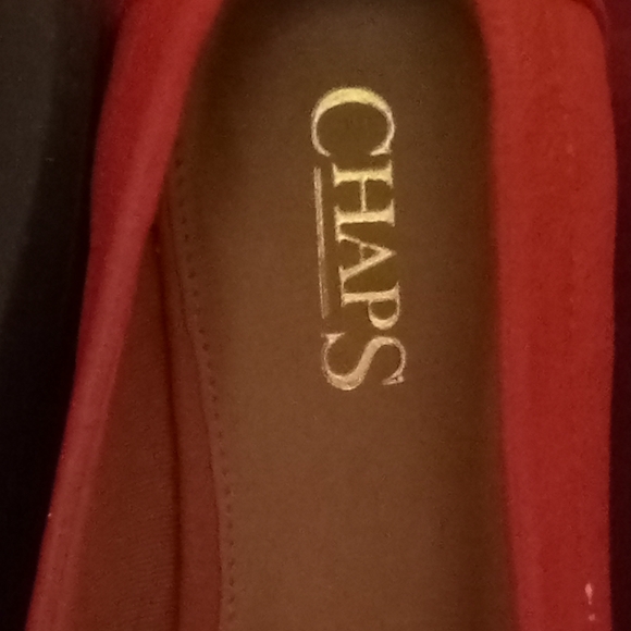 🛍️ BUNDLE ONLY 🛍️Chaps Red and Orange Loafers with Gold Accent - Picture 8 of 9